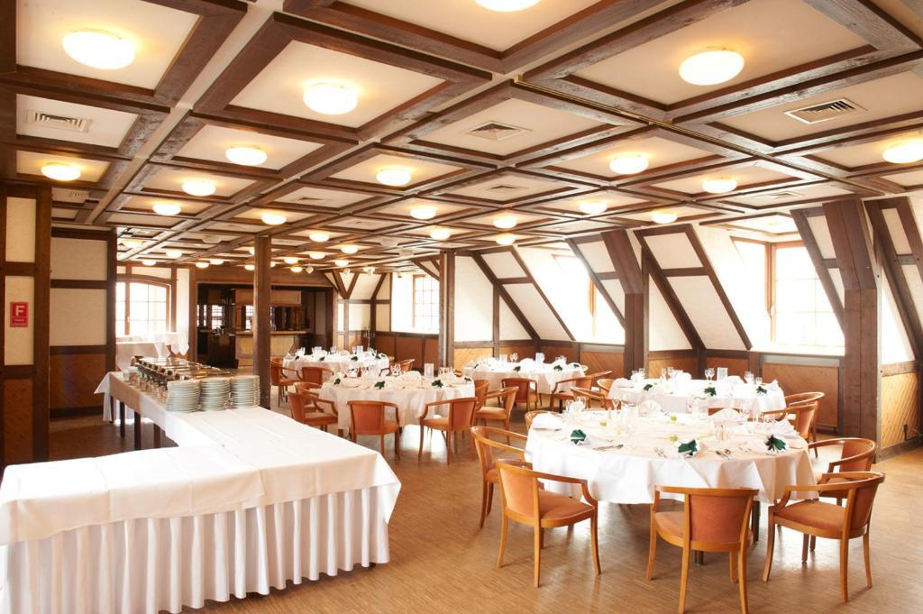 Hotel Restaurant Zur Linde パッテンゼン エクステリア 写真